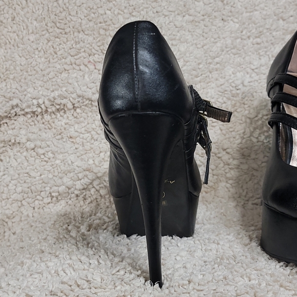 Black platform high heels - Picture 4 of 8